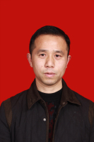 周方高 照片