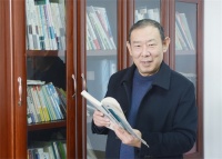 高百宁 照片