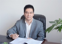 罗晓东 照片