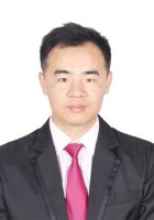 张亚坤 照片