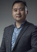 闫东 照片