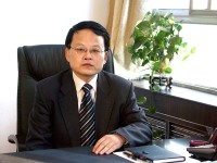 邓乐 照片