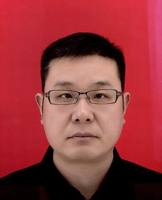 冯磊 照片