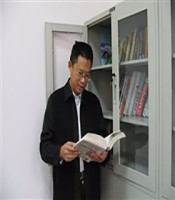 刘明举 照片