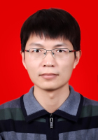 梁庆 照片