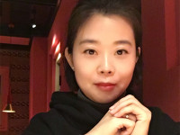 梁晶 照片