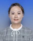 逯静 照片
