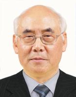 牛济泰 照片