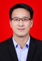 任连伟 照片