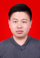 王新宇 照片