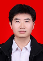 王立平 照片