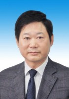 谢东方 照片