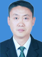 张纳新 照片