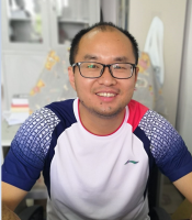 张通 照片