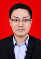 赵宇 照片