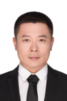 边宇 照片
