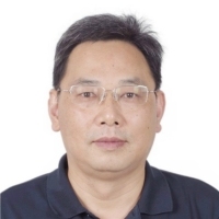 邓文基 照片