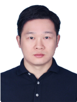 胡明 照片