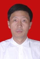 康龙云 照片