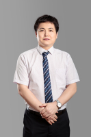 亢 升 照片