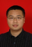 吕翾 照片
