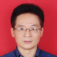 李平 照片