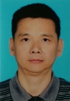 李润华 照片