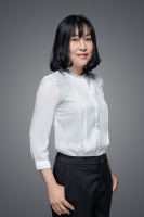 李莉 照片