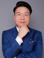 唐建华 照片