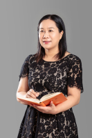 闫坤如 照片