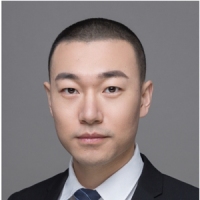 赵镭 照片