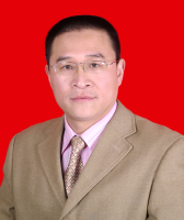董奋义 照片