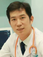 董海聚 照片