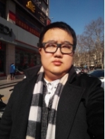 李昂 照片