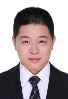 李阳 照片