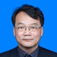 张龙现 照片
