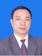 刘绍 照片