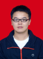 彭申立 照片