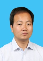 李熊 照片