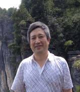 饶力群 照片