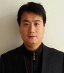 汪启明 照片