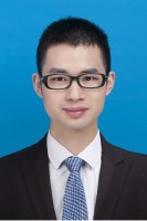 肖愈 照片