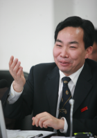 周清明 照片