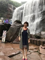陈莉 照片