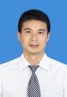 邓铭 照片