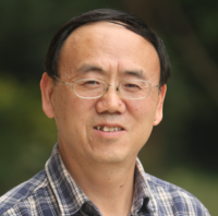 傅晨 照片