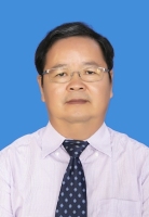 冯定远 照片