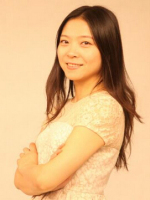 黎首希 照片