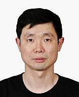 何平 照片