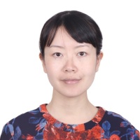 胡洁 照片